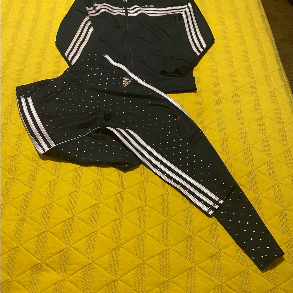 ADIDAS YOUTH GIRLS SWEATSUIT